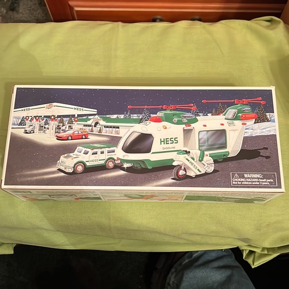 Hess 2001 helicopter with motorcycle and cruiser - Picture 4 of 4